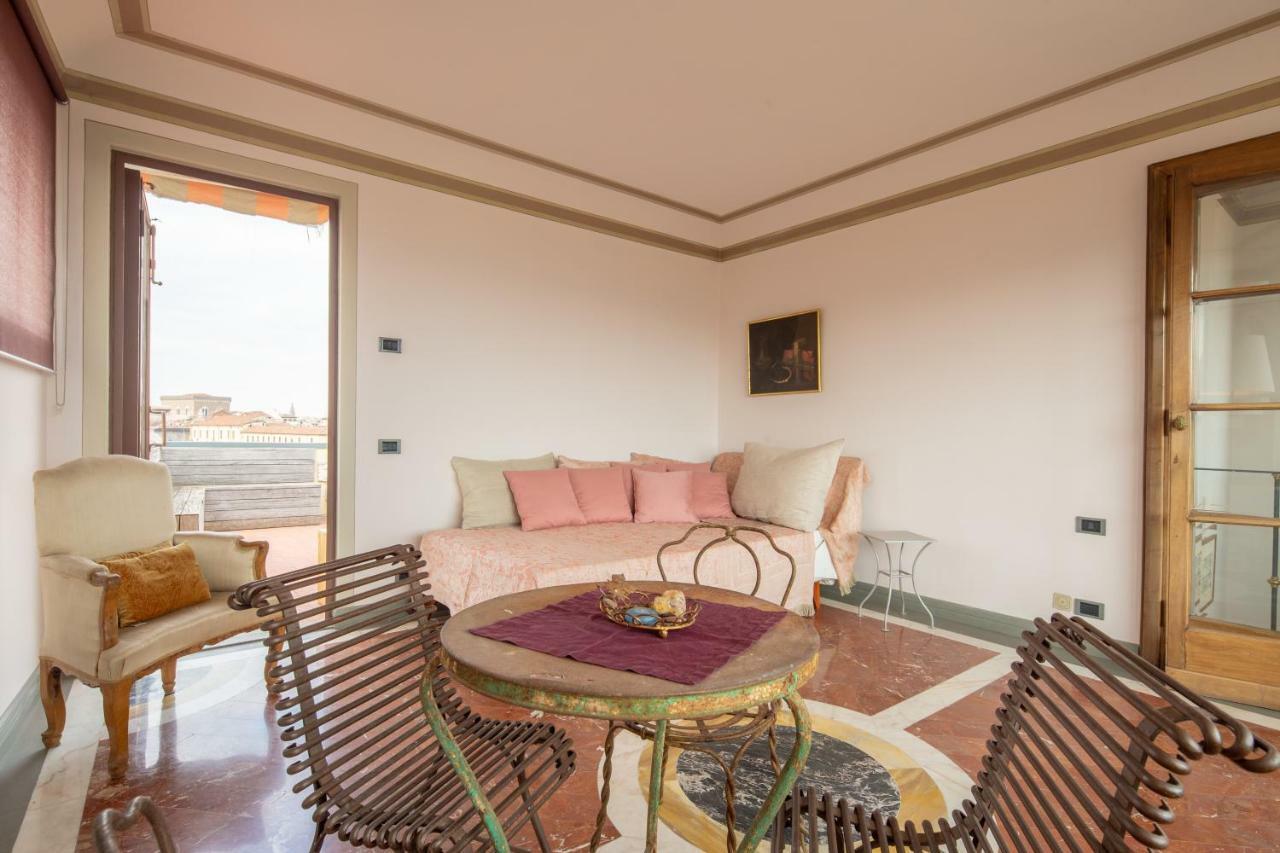 Luxury Panoramic Terrace Apartment Florence Exterior photo